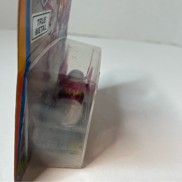 Nickelodeon Paw Patrol True Metal Skye Collectible New! - Picture 6 of 14